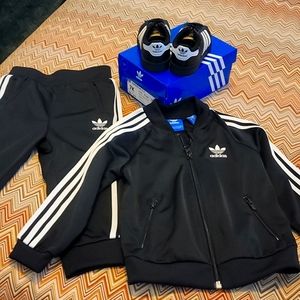 MINI SIZE ADDIDAS TRACK SUIT W/SHOES